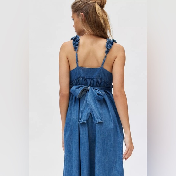 Kimchi Blue Kenzie Empire Waist‎ Bow Back Denim Maxi Dress new S - Picture 4 of 4
